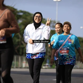 Runner Photo 7810732