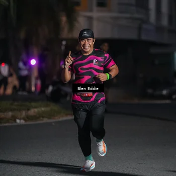 Runner Photo 7810810