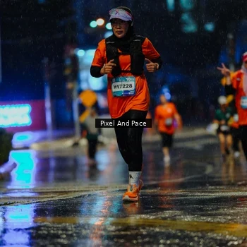 Runner Photo 7810821