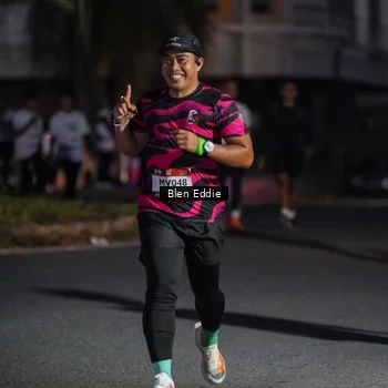 Runner Photo 7810843