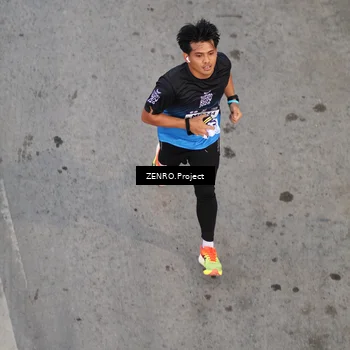 Runner Photo 7810854