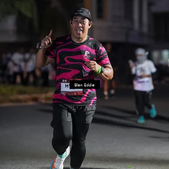 Runner Photo 7810873