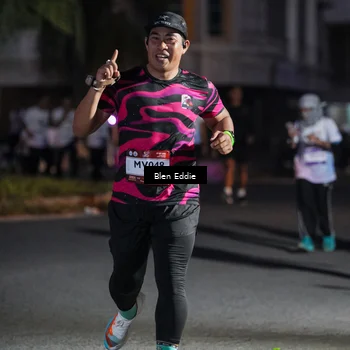 Runner Photo 7810874