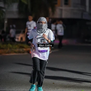 Runner Photo 7810917