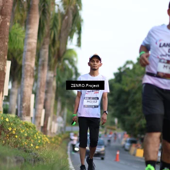 Runner Photo 7811028