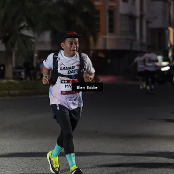 Runner Photo 7811035