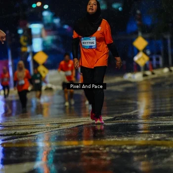 Runner Photo 7811040
