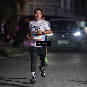 Runner Photo 7811044
