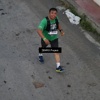 Runner Photo 7811057