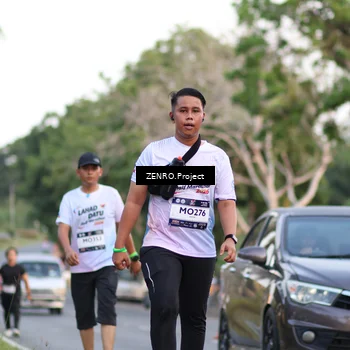 Runner Photo 7811064