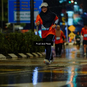 Runner Photo 7811071