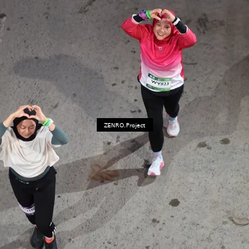 Runner Photo 7811083