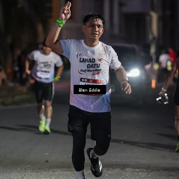 Runner Photo 7811087