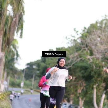 Runner Photo 7811098