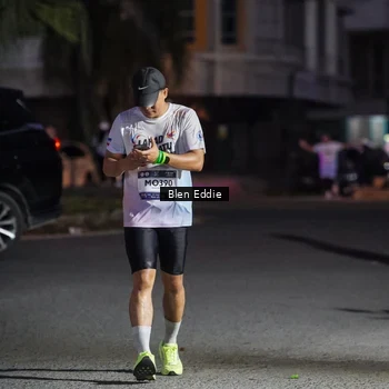 Runner Photo 7811108