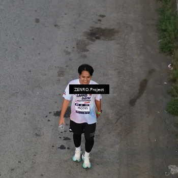 Runner Photo 7811126