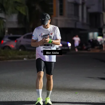 Runner Photo 7811129
