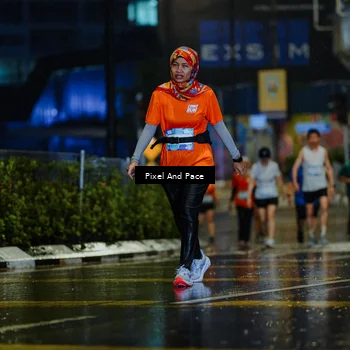 Runner Photo 7811132