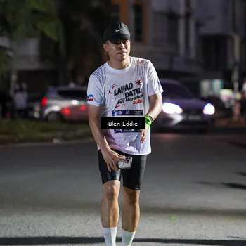 Runner Photo 7811142
