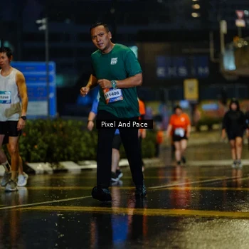 Runner Photo 7811175