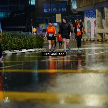 Runner Photo 7811199