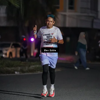 Runner Photo 7811212