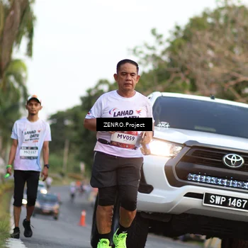 Runner Photo 7811252