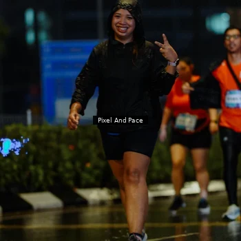 Runner Photo 7811257