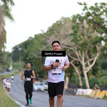 Runner Photo 7811371