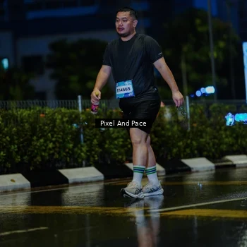 Runner Photo 7811379