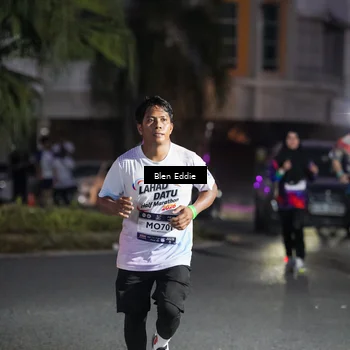Runner Photo 7811394