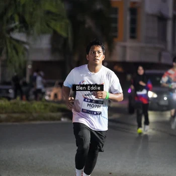 Runner Photo 7811395