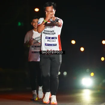 Runner Photo 7811411