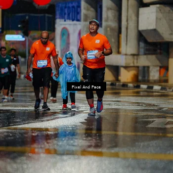 Runner Photo 7811458