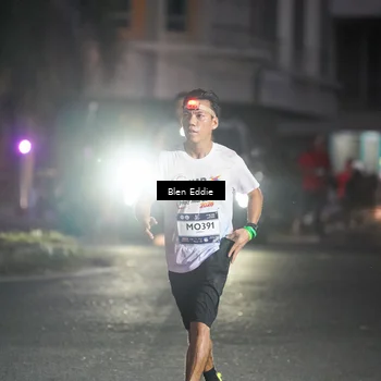 Runner Photo 7811464