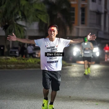 Runner Photo 7811468
