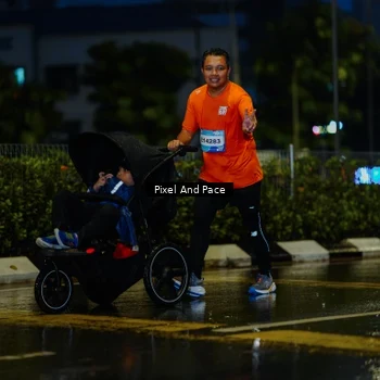 Runner Photo 7811483