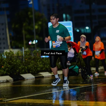 Runner Photo 7811496
