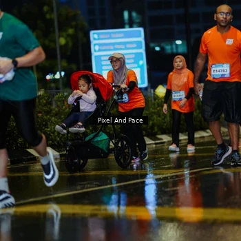 Runner Photo 7811498