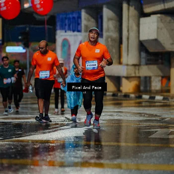 Runner Photo 7811513