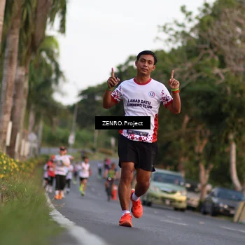 Runner Photo 7811523