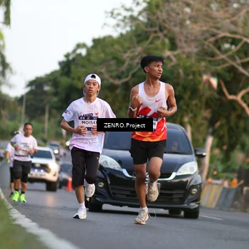Runner Photo 7811528