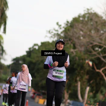Runner Photo 7811553