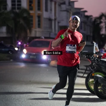 Runner Photo 7811655