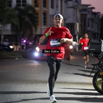 Runner Photo 7811684