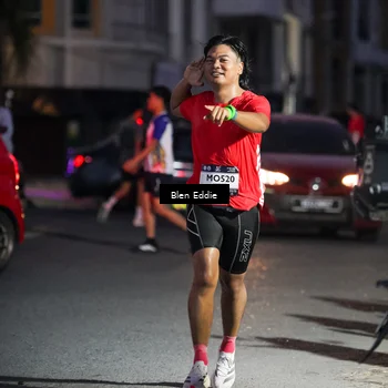 Runner Photo 7811688