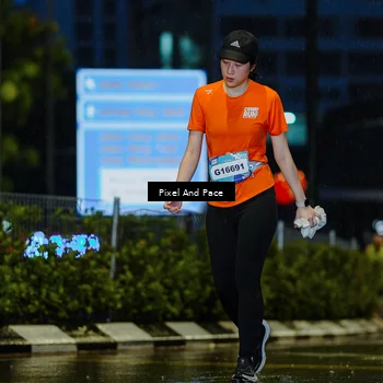 Runner Photo 7811696