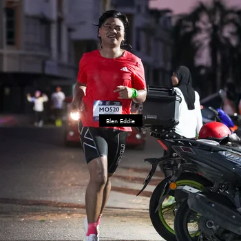 Runner Photo 7811699