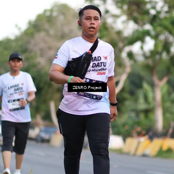Runner Photo 7811708