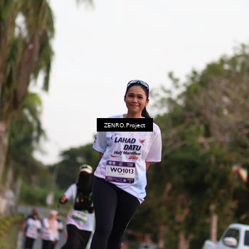 Runner Photo 7811709